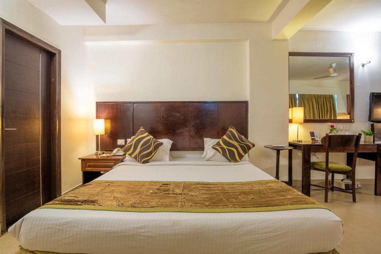 Rosewood Apartment Hotel - Pantnagar Rudrapur Room photo